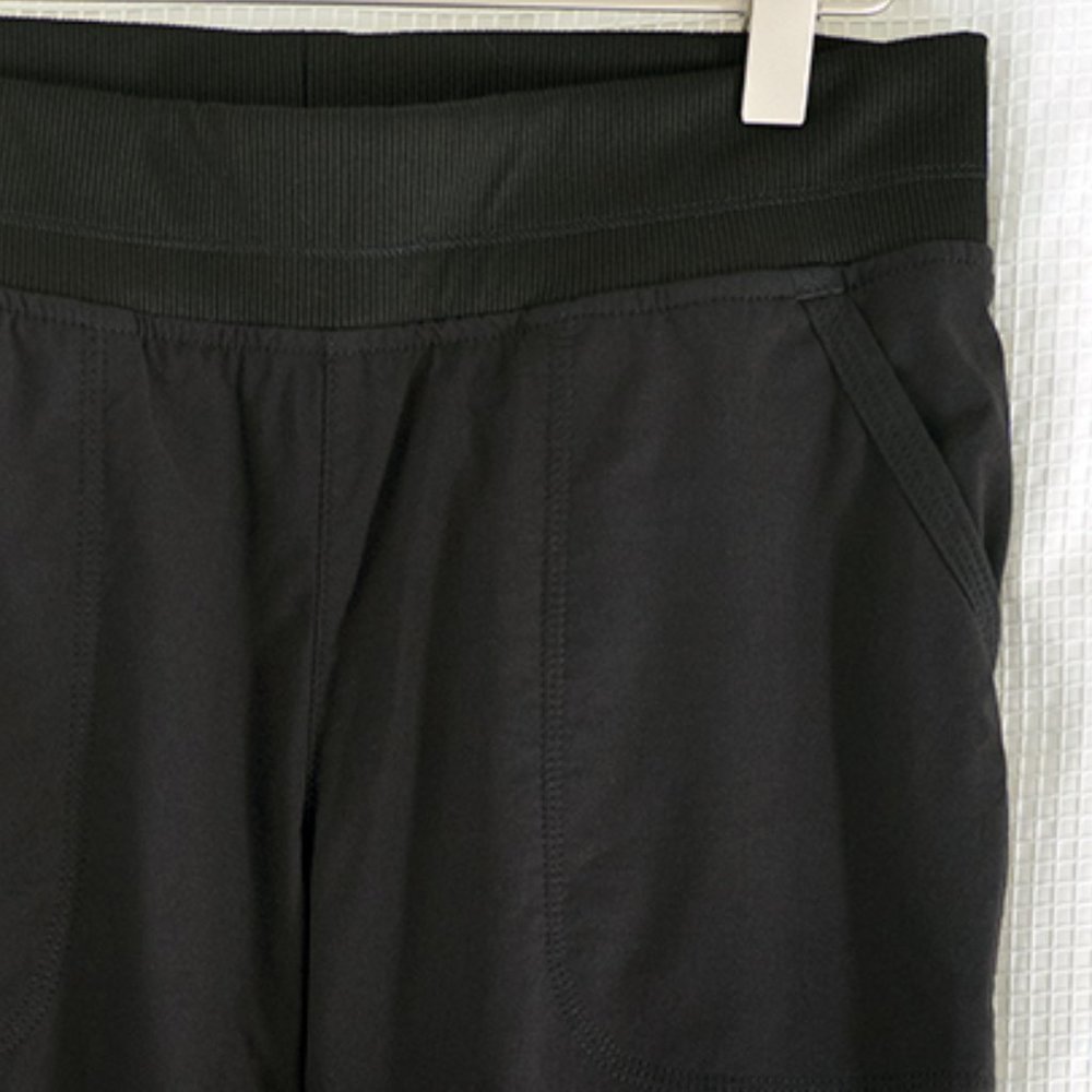 Title Nine Clamber Hiking Pants, black, size 4